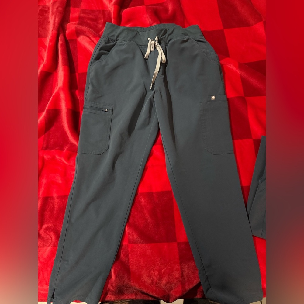 Women's Dark Harbor Yola™
High Waisted 2.0 - Skinny
Scrub Pants
L - Regular